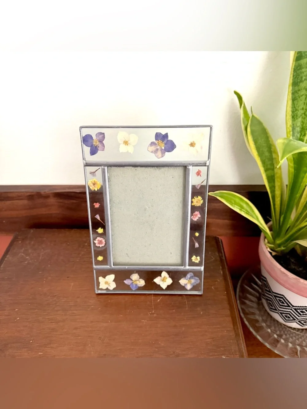 Vintage Dried Flower Pink Purple Cream Yellow Glass Picture Frame 3.5x5” Boho